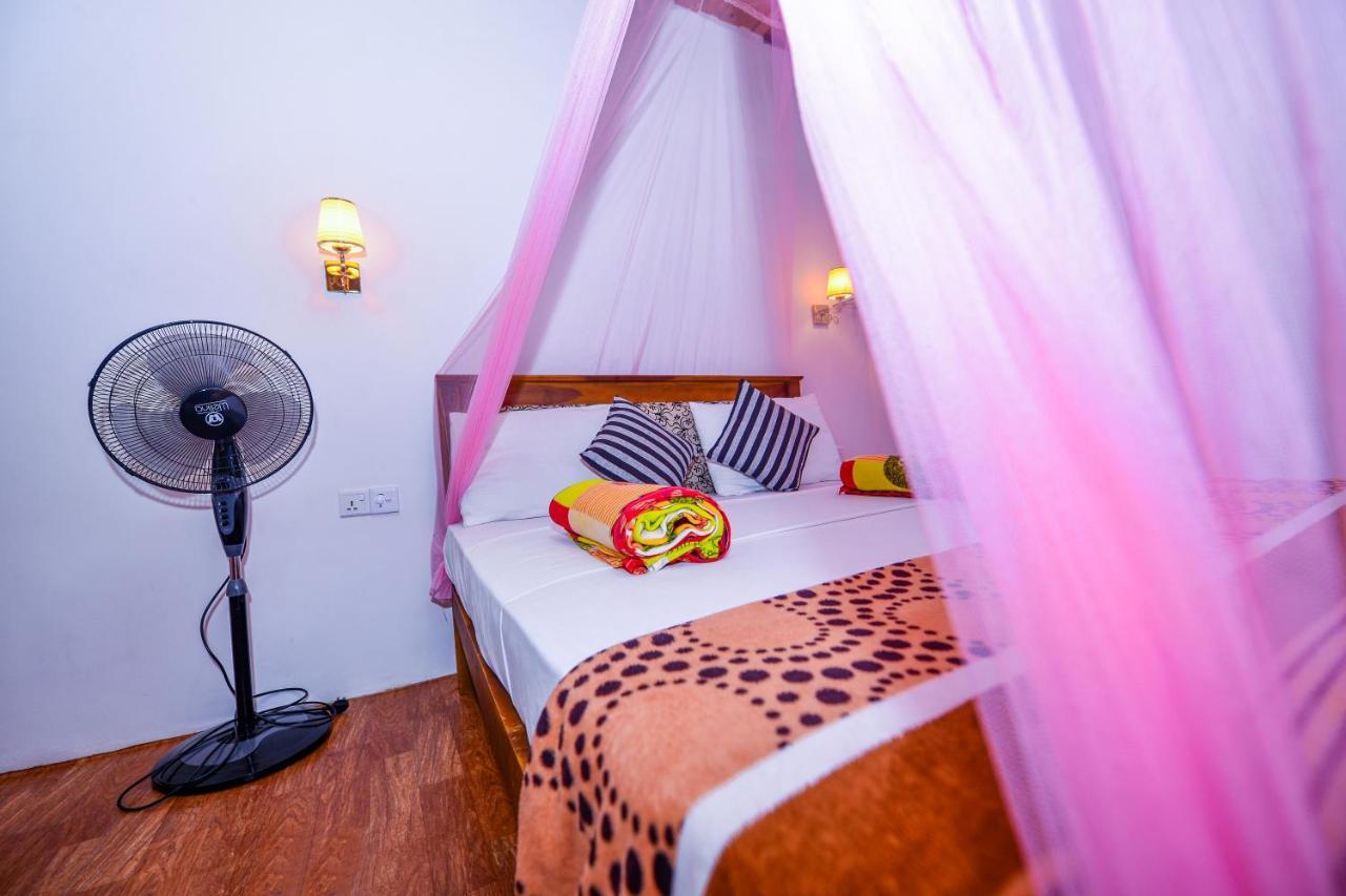 Astral Zone Cottage Ella Ngoại thất bức ảnh
