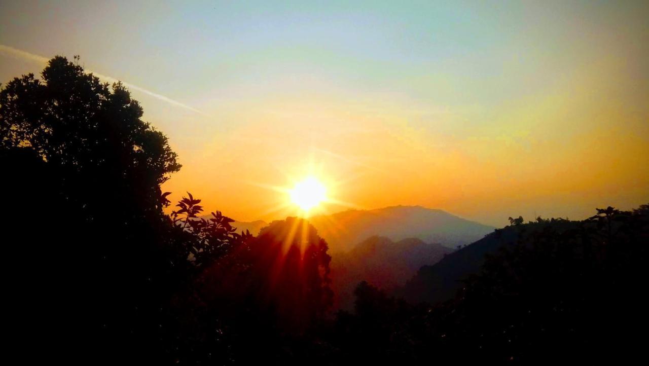 Astral Zone Cottage Ella Ngoại thất bức ảnh